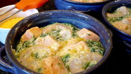 Рецепт похлебки с семгой и шпинатом под домашним слоеным тестом очарована, околдована