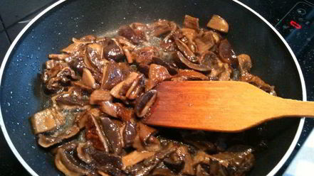 Рецепт сытной постной похлебки с грибами и фасолью