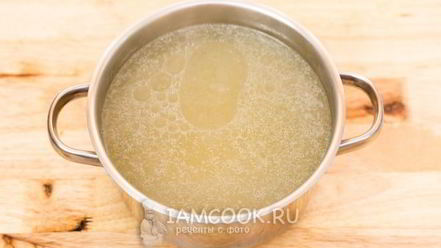 Рецепт рассольника с перловкой и солеными огурцами на баранине