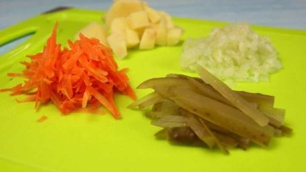 Рецепт рассольника с пшеном