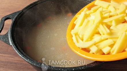 Рецепт рассольника с рисом и крапивой