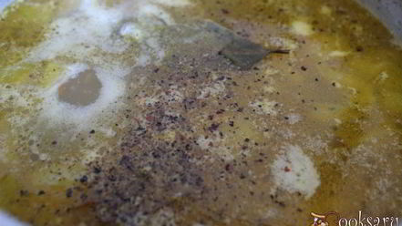 Рецепт летних щей из молодой капусты со сладким перцем