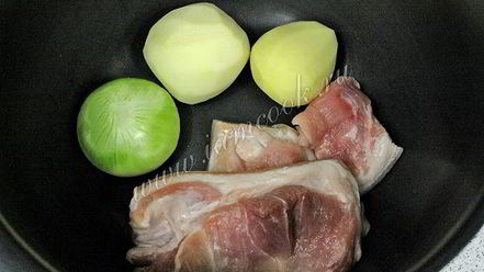 Рецепт щей из квашеной капусты в мультиварке