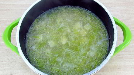 Рецепт щей из свежей капусты с плавленым сыром