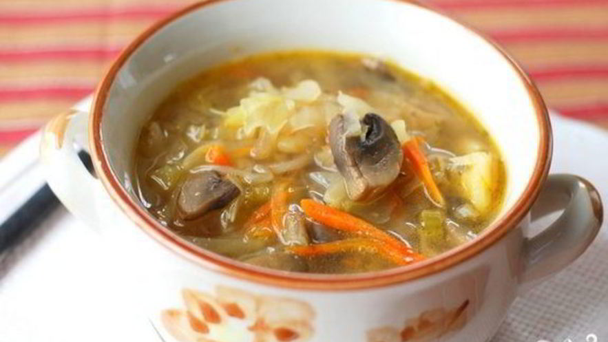 Рецепт вегетарианских щей из квашеной капусты