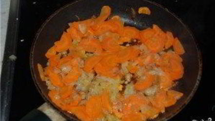 Рецепт капустной солянки с сосиской