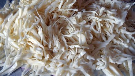 Рецепт солянки из капусты с сосисками в мультиварке