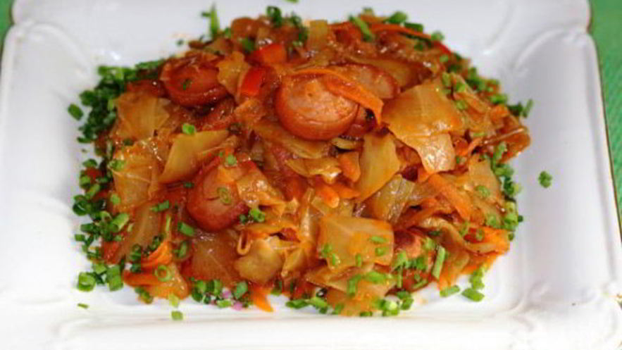 Рецепт солянки из квашеной капусты с сосисками
