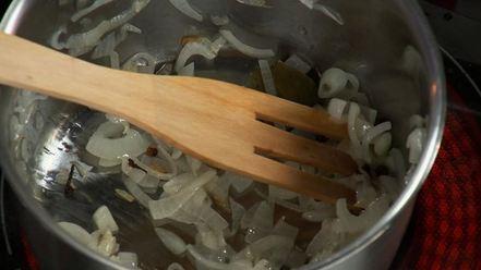 Рецепт солянки мясной с каперсами