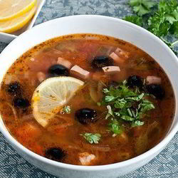 Рецепт Солянки по-домашнему с колбасой