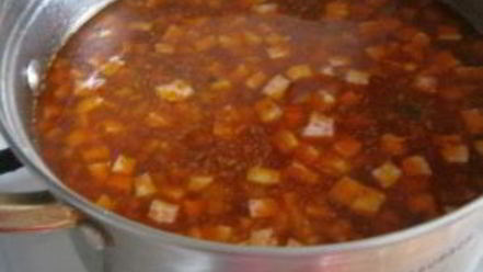 Рецепт солянки по-домашнему с колбасой