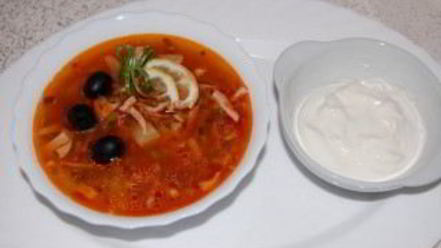 Рецепт солянки с колбасой и капустой