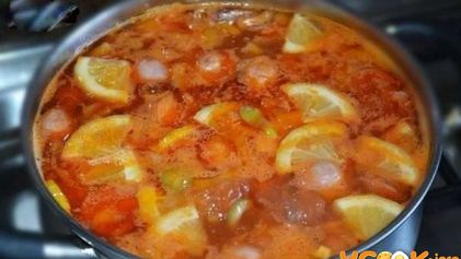 Рецепт Супа солянка с сосисками