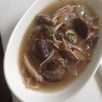 Суп из лесных грибов по-итальянски