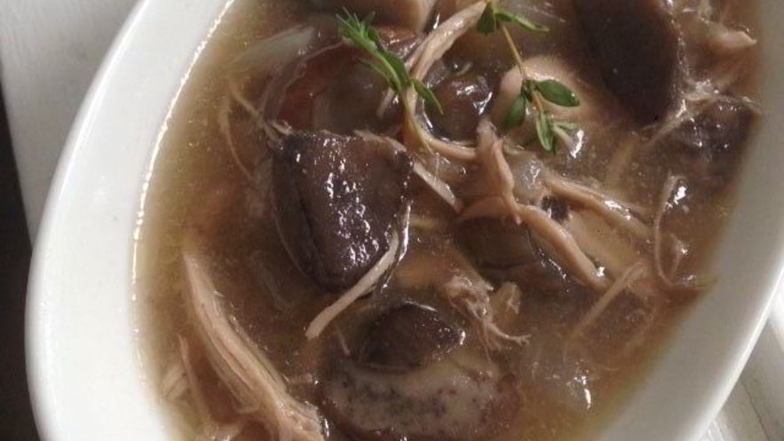 Рецепт супа из лесных грибов по-итальянски