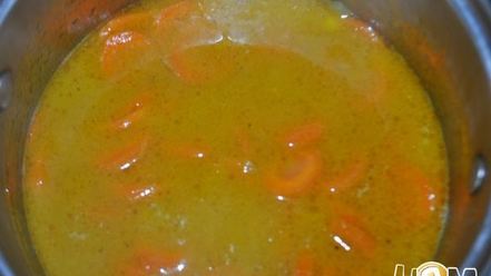 Рецепт морковна-сливочного суп-пюре с карри и ананасами
