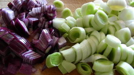 Рецепт супа-пюре из пастернака с кедровыми орешками