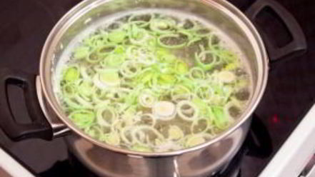 Рецепт супа-пюре с брокколи и куриным филе