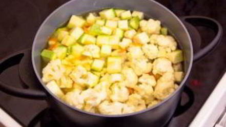 Рецепт супа-пюре с кабачками и цветной капустой