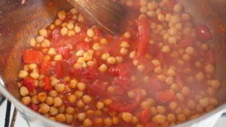Рецепт томатного супа-пюре с нутом