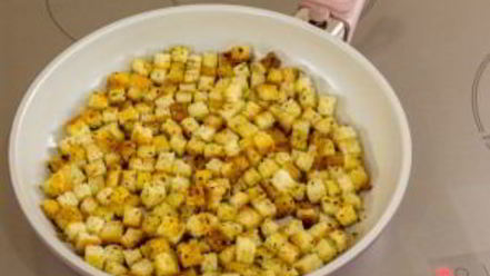 Рецепт тыквенного супа-пюре с ароматными сухариками