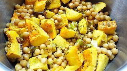 Рецепт тыквенного супа-пюре с нутом и креветками