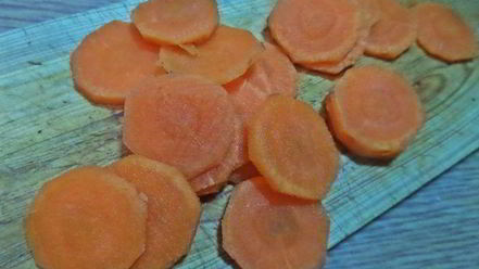 Рецепт супа с фрикадельками и блинными роллами