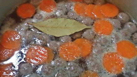 Рецепт супа с фрикадельками и блинными роллами