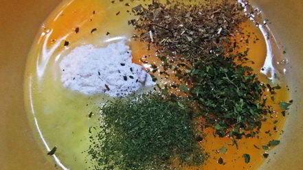 Рецепт супа с фрикадельками и блинными роллами