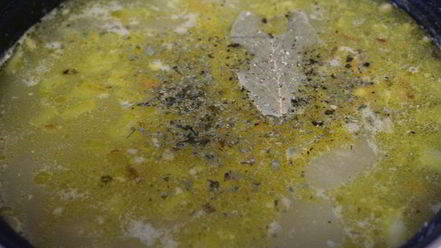 Рецепт супа с манкой и зеленым горошком