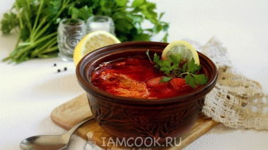 Рецепт классического горячего свекольника с курицей