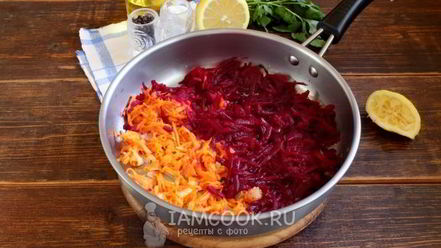 Рецепт классического горячего свекольника с курицей