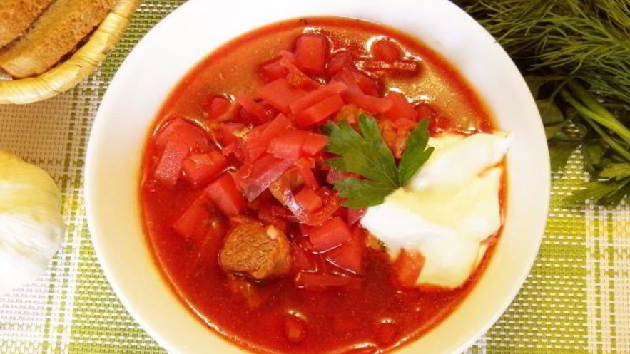 Рецепт классического горячего свекольника с мясом