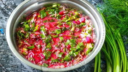 Рецепт свекольника с ботвой