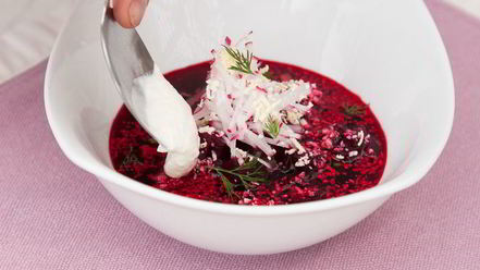 Рецепт свекольника с соленым огурцом