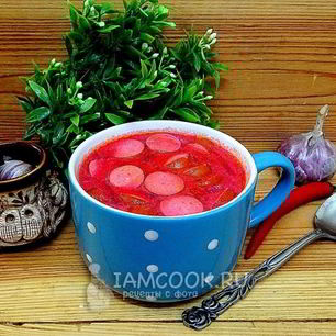 Рецепт Свекольника с сосисками и сметаной