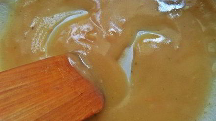 Рецепт свекольника с сосисками