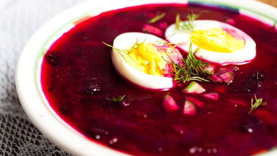 Рецепт свекольника со свекольной ботвой