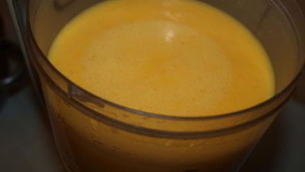 Рецепт острого сырного супа с йогуртом