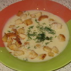 Рецепт Сливочно-сырного суп с чесночными сухариками