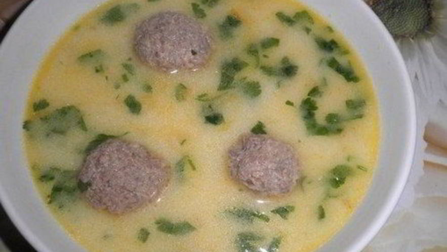 Рецепт сырного супа с фрикадельками из говяжьего фарша