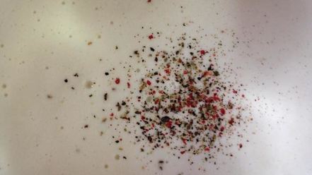 Рецепт сырного супа с грушей и грецкими орехами