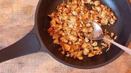 Рецепт сырного супа с хрустящими морковными отрубями