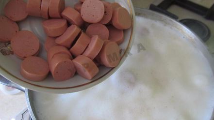 Рецепт сырного супа с колбасой и плавленным сыром