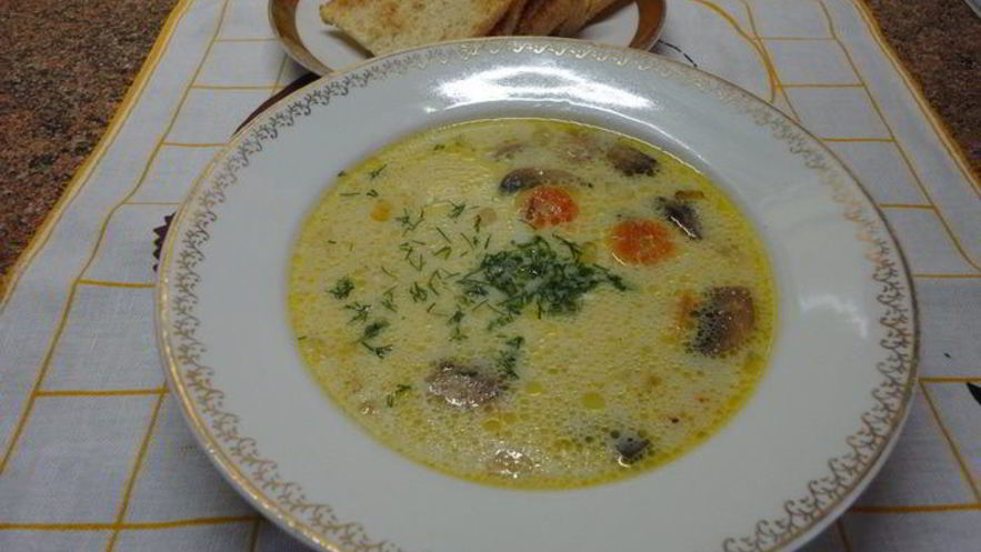 Рецепт сырного супа с шампиньонами