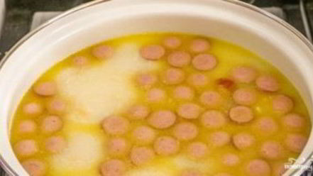 Рецепт сырного супа с сосиской