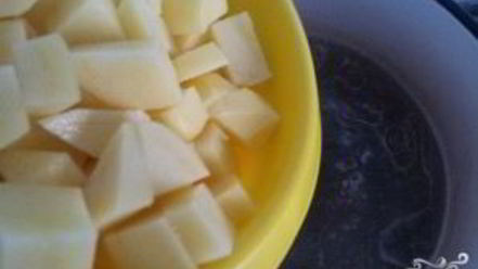 Рецепт сырного супа со свининой