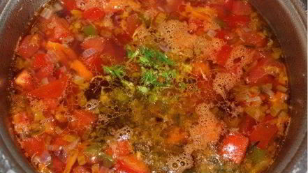 Рецепт томатного крема-супа с ароматным тимьяном и базиликом