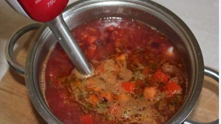 Рецепт томатного крема-супа с ароматным тимьяном и базиликом