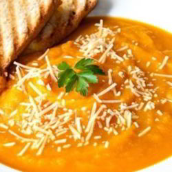 Рецепт Тыквенного супа с тертым сыром и корицей